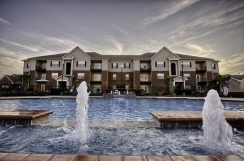 Amazing amenities can be yours at Emerald Ridge! 2 bed, 2 bath