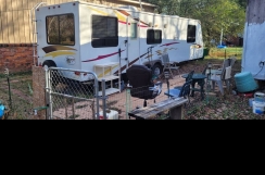 RV FOR RENT BEHIND FAMILY HOME