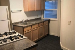 Newly renovated 1 bedroom/1 bath unit has washer dryer hookups