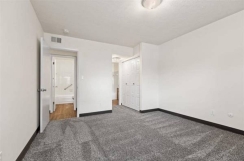 Gorgeous 2BR, Balcony, Large Rooms, HW Floors, Prk. Available